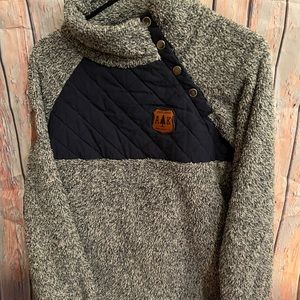 Alaska chicks fuzzy snap top